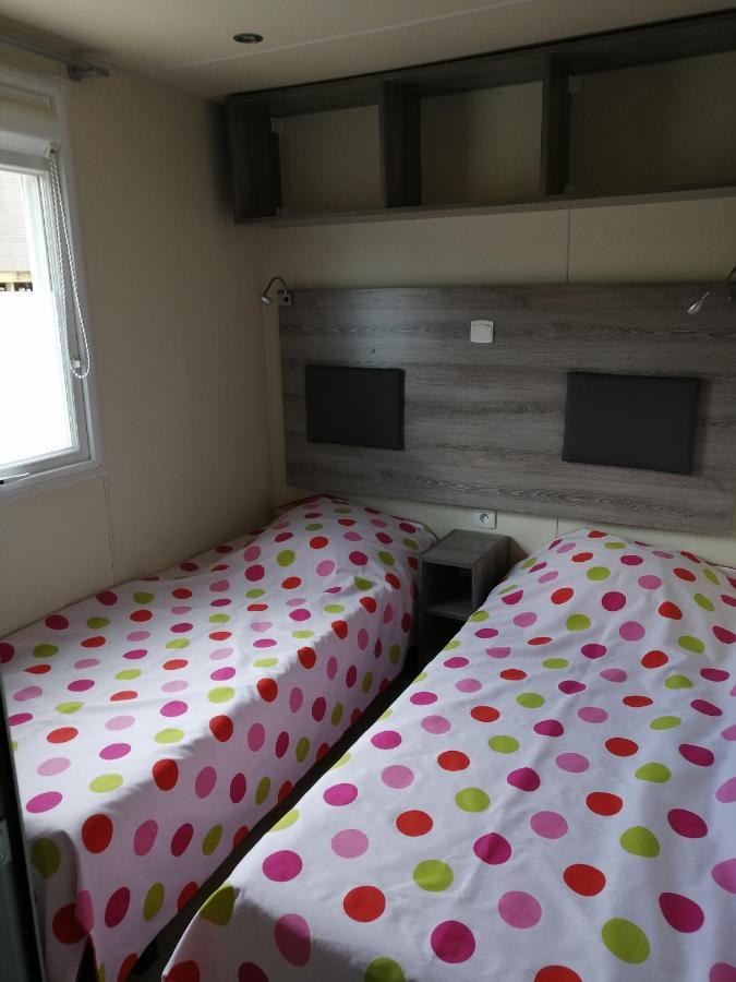 Rocbaron Charmant Mobil-Home מראה חיצוני תמונה